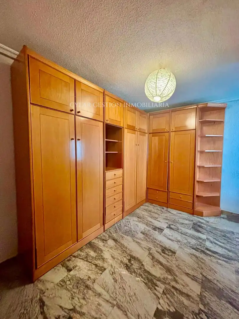 Piso en venta en Salamanca con Calefacción, Terraza y Piscina