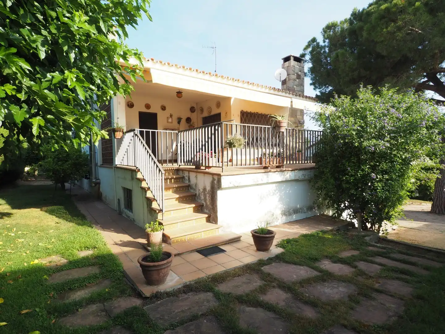Jardí de Casa o xalet en venda en Canovelles amb Calefacció, Terrassa i Traster