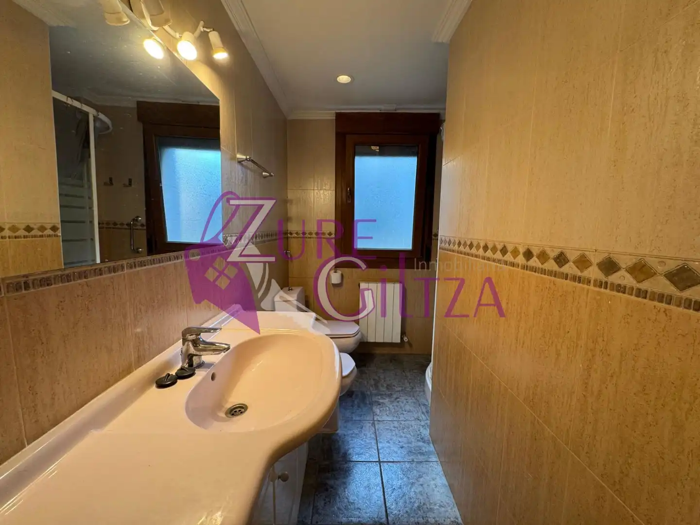 Bathroom of Flat for sale in Elgeta  with Heating and Furnished