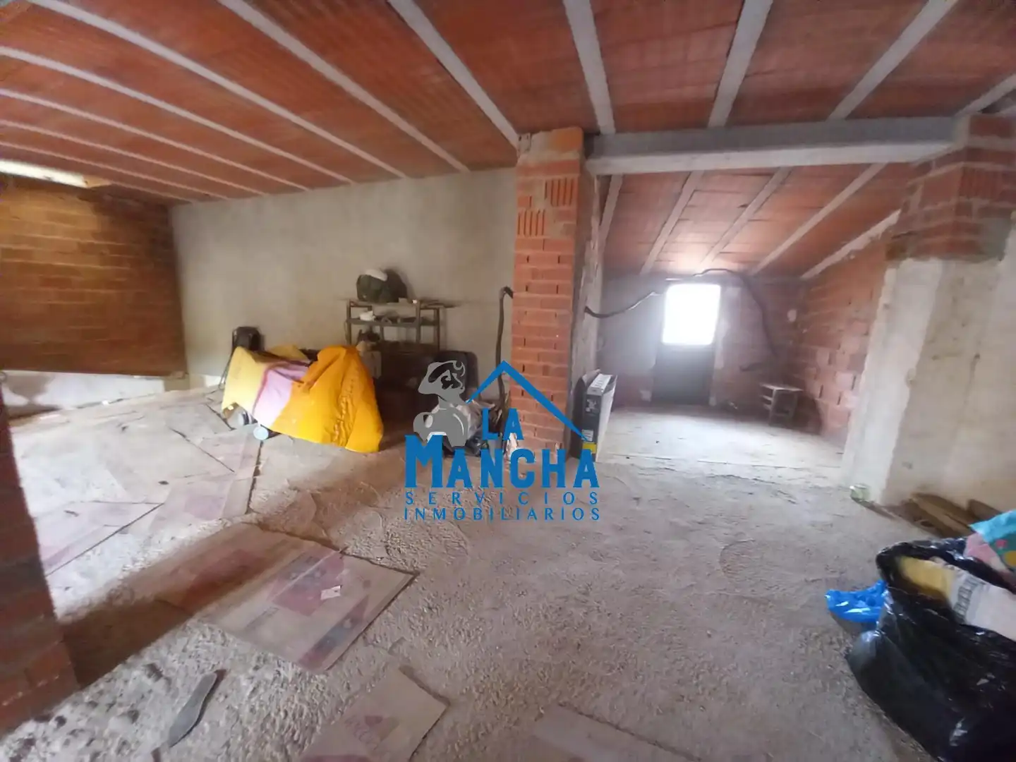 Finca rústica en venda en Casas de Juan Núñez amb Moblat i Balcó