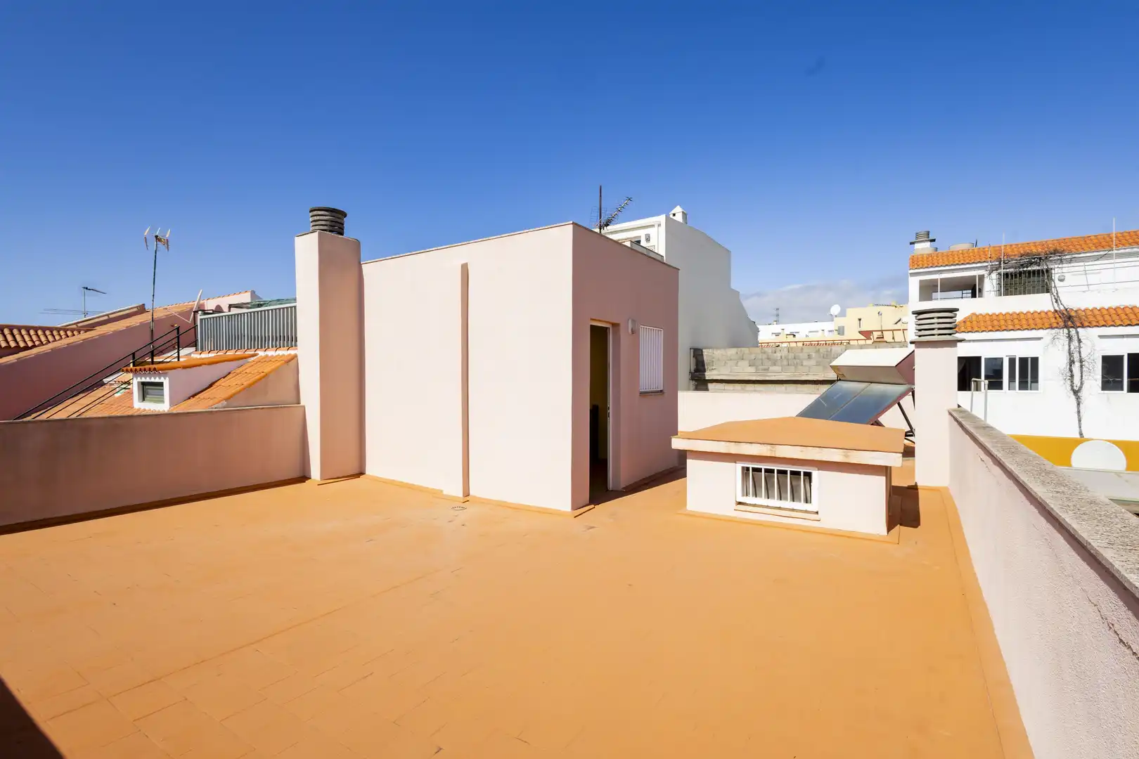Vista exterior de Casa o xalet en venda en San Cristóbal de la Laguna amb Terrassa i Traster