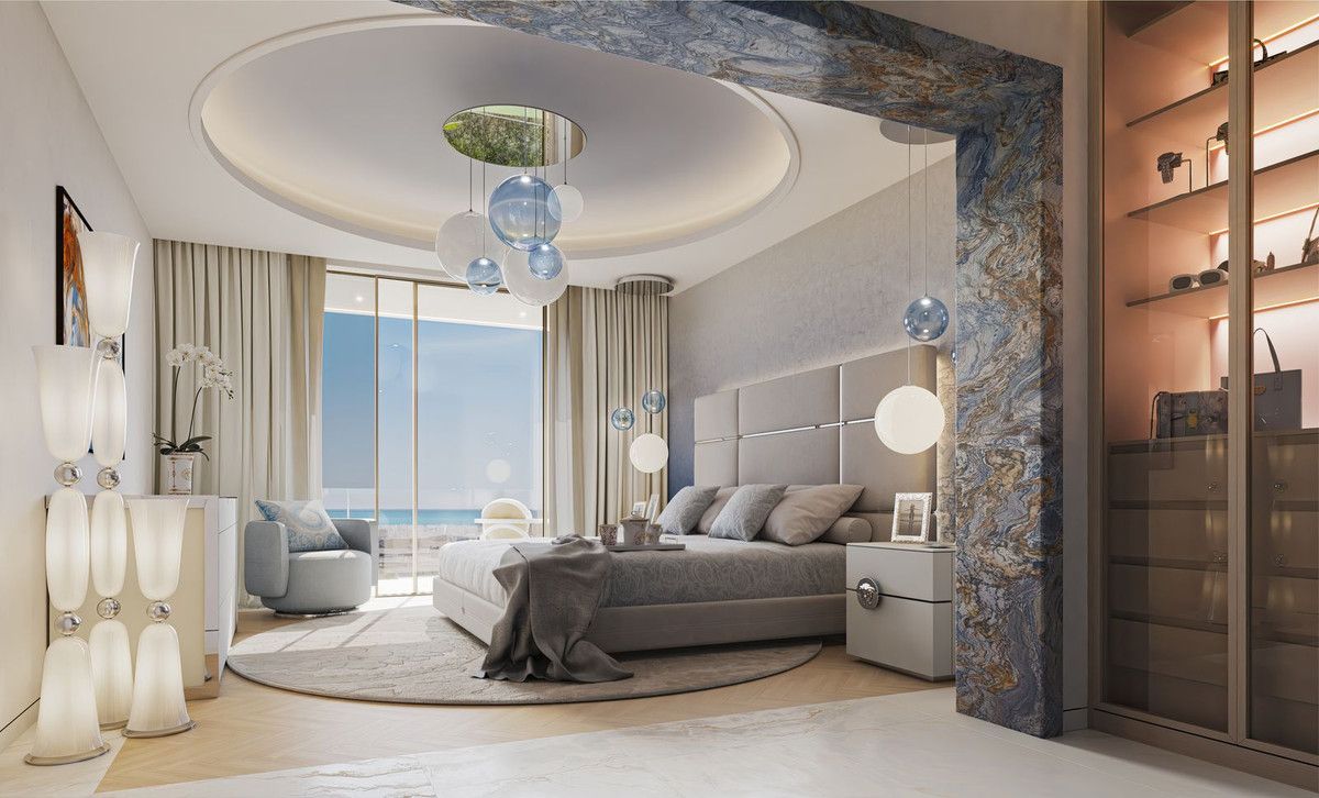 Dormitori de Casa o xalet en venda en Marbella amb Aire condicionat, Jardí privat i Terrassa