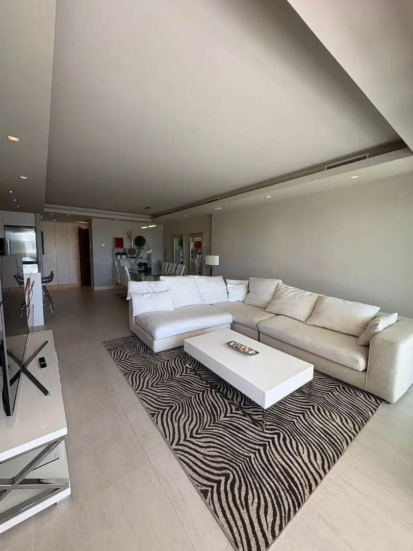 Living room of Ground floor for rent in Marbella  with Air Conditioner, Heating and Terrace