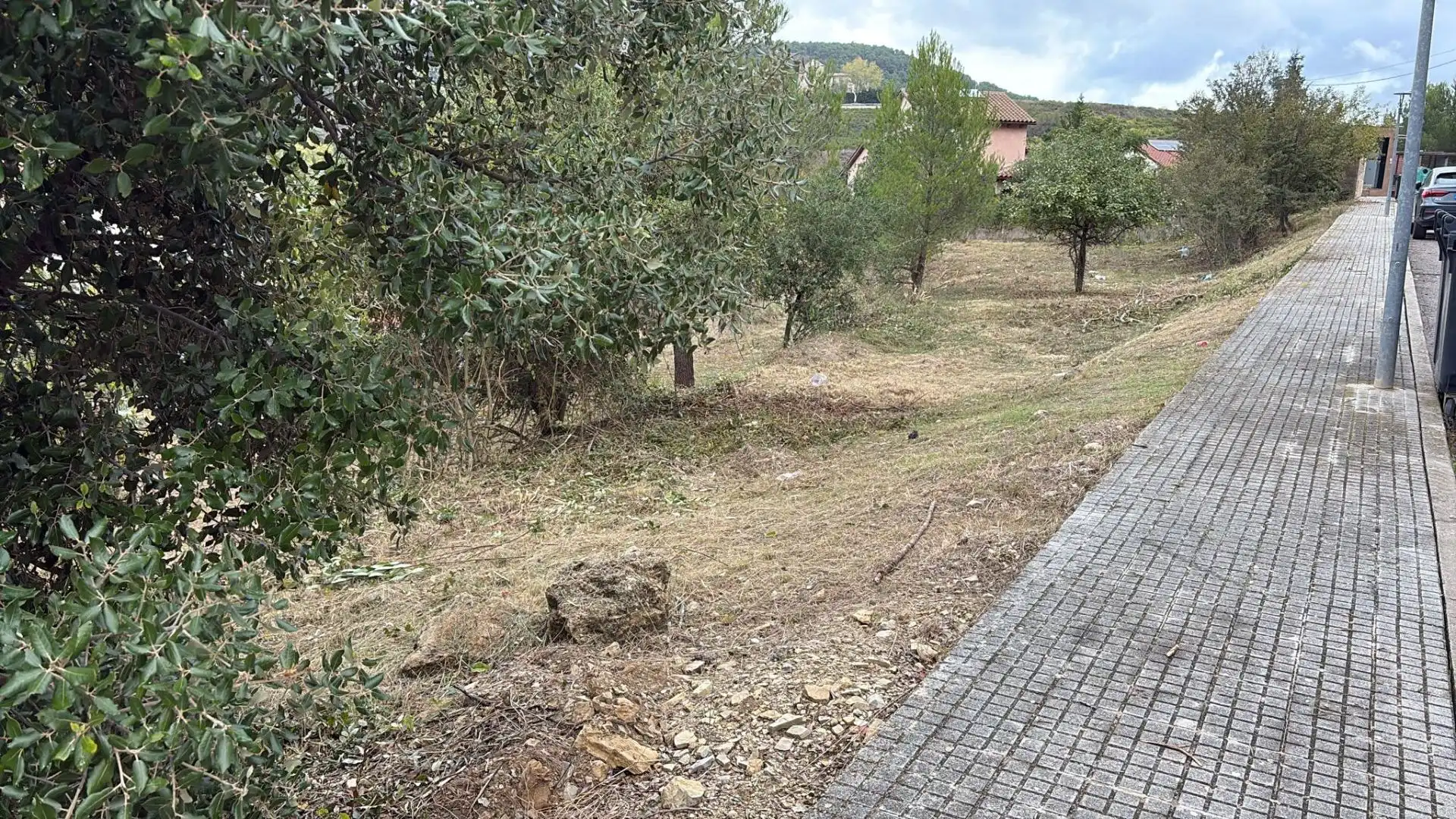 Residential land for sale in Pontons