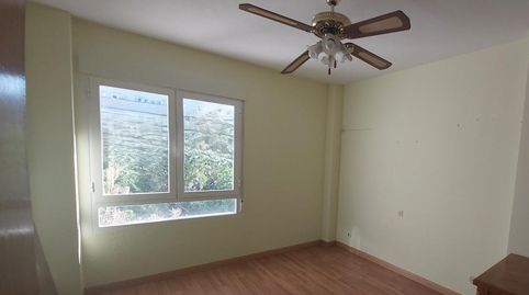 Foto 2 de Piso en venta en Vinateros, Madrid Capital