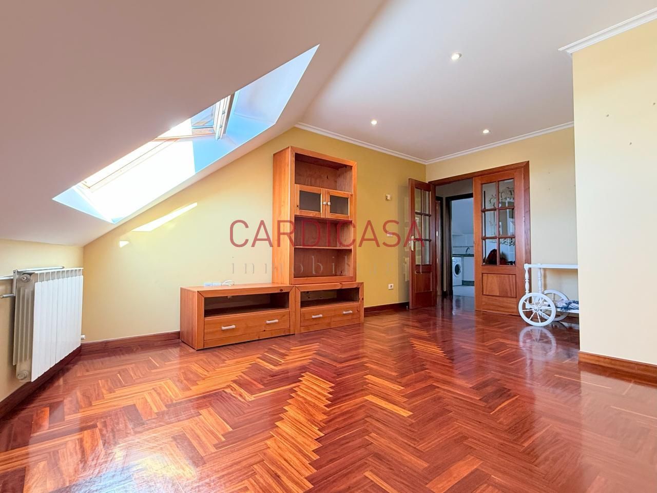 Living room of Attic for sale in Vigo   with Heating and Parquet flooring
