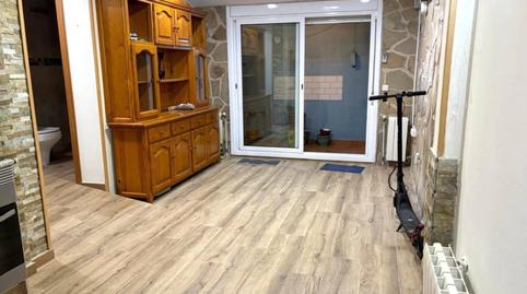 Foto 2 de Pis en venda a Calle Alps, La Plana del Pintor, Sabadell