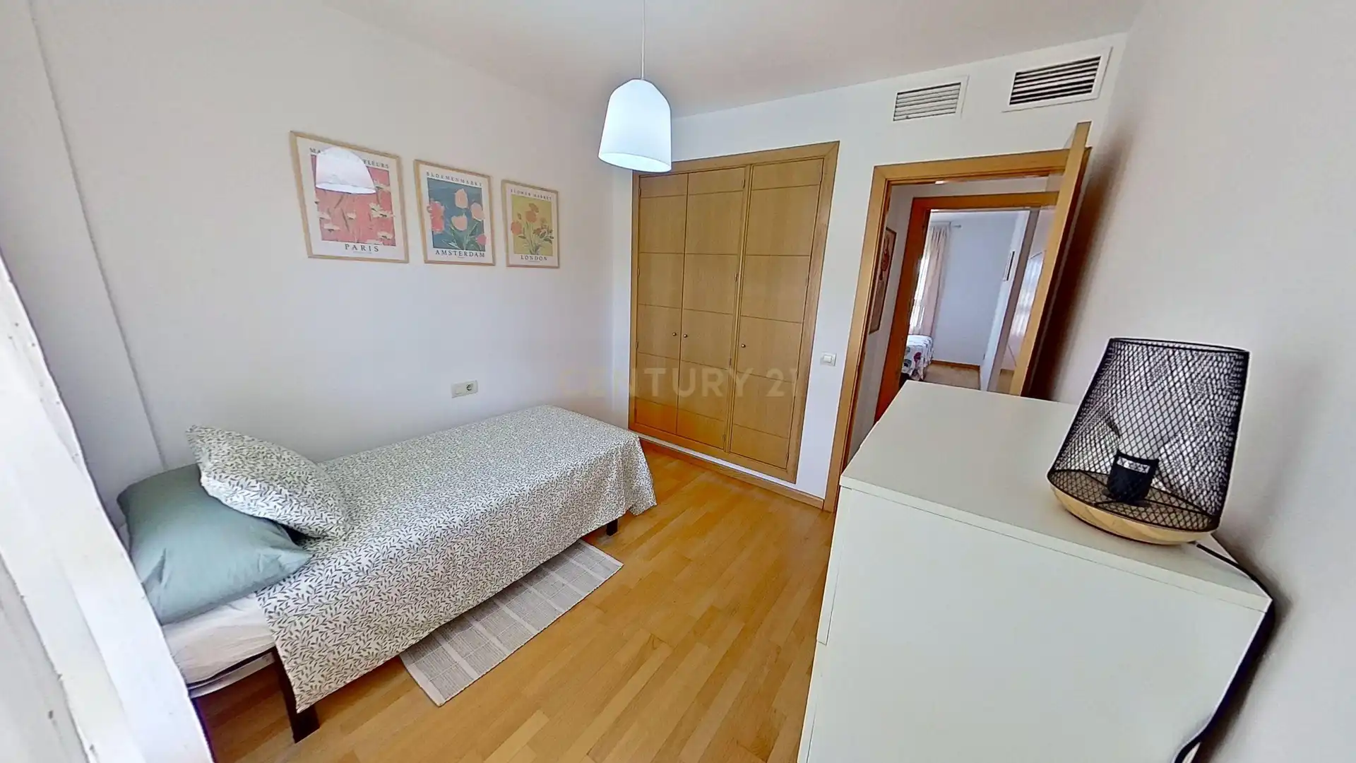 Habitación de Apartamento de alquiler en Málaga con Piscina, Horno y Lavadora