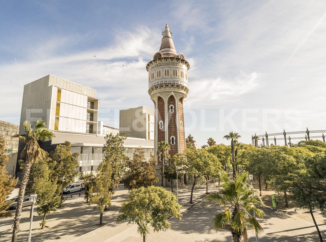 Vista exterior de Apartament en venda en  Barcelona Capital amb Aire condicionat, Calefacció i Balcó