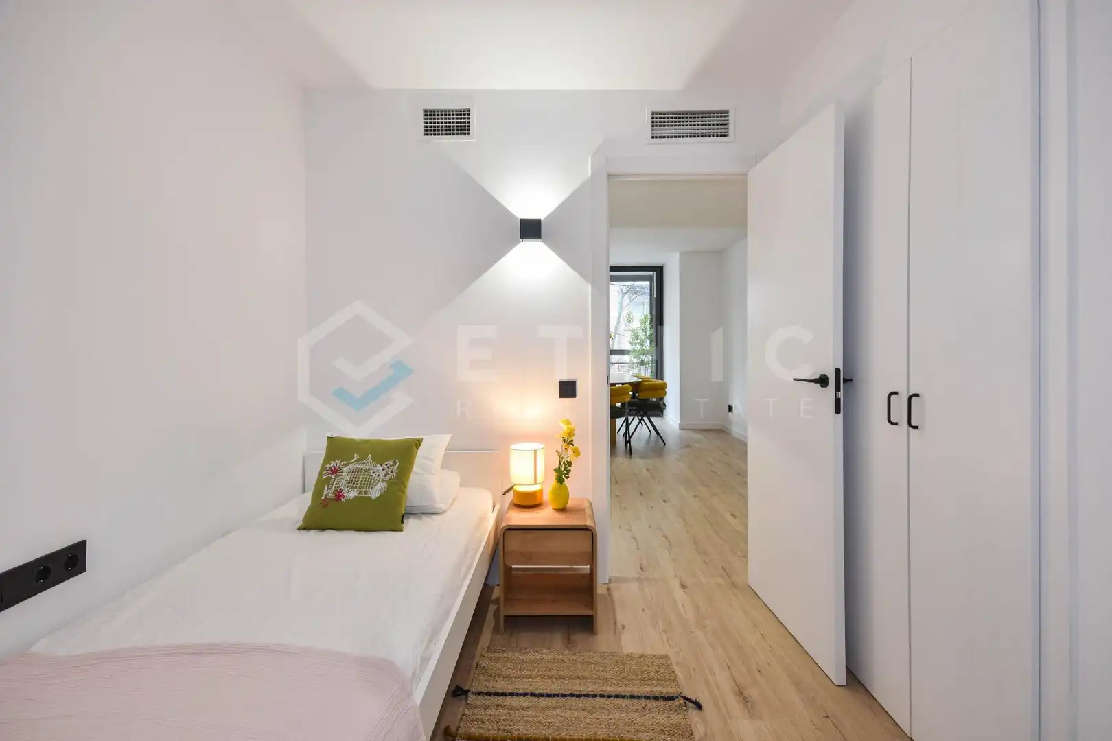 Schlafzimmer von Wohnung zum Verkauf in Barcelona mit Klimaanlage, Heizung und Parkett