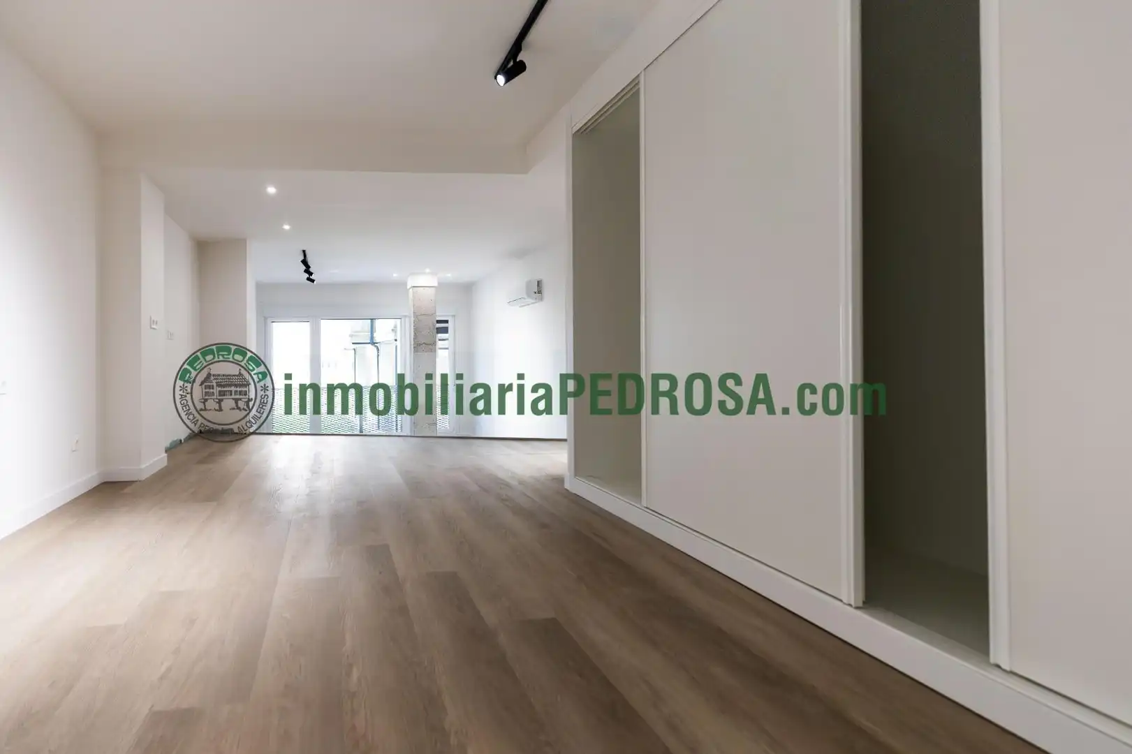 Loft en venda en Pontevedra Capital  amb Calefacció