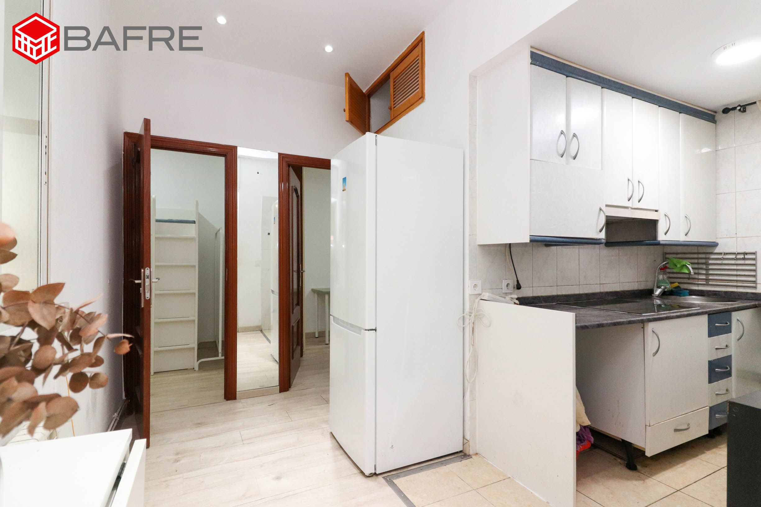 Cocina de Piso en venta en  Madrid Capital con Calefacción