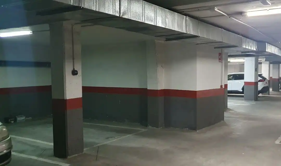 Aparcament de Garatge en venda en Madrid