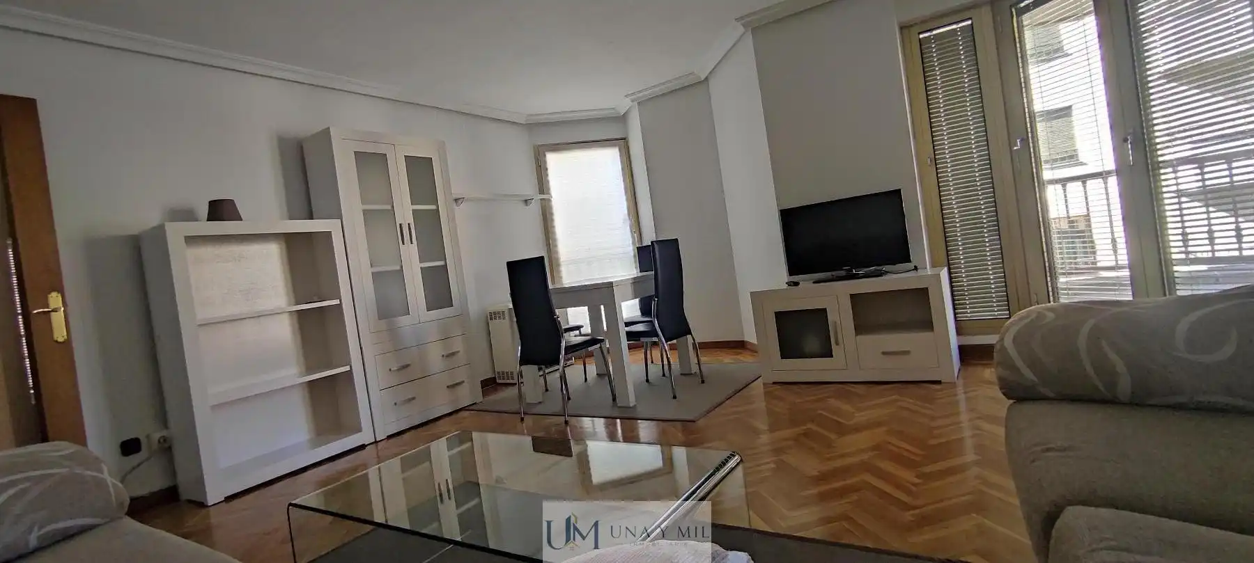 Sala de estar de Piso en venta en Salamanca con Calefacción, Parquet y Terraza