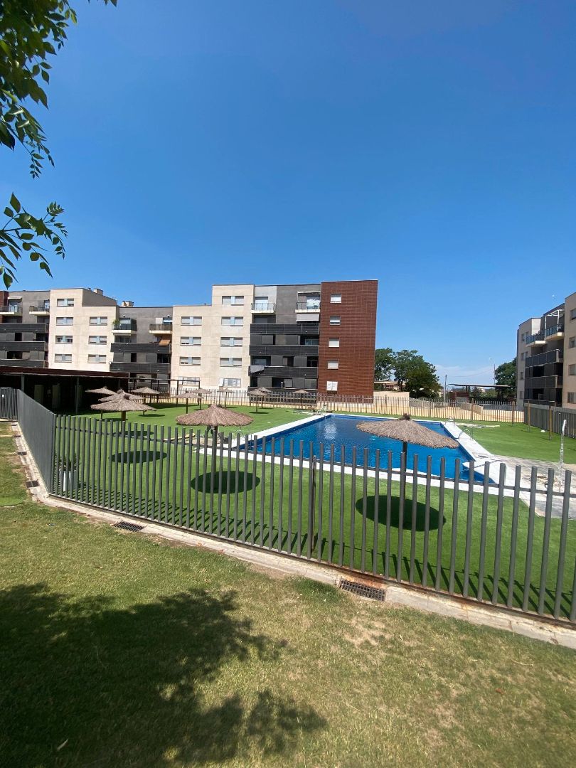 Piscina de Piso en venta en Alhendín con Aire acondicionado, Calefacción y Terraza