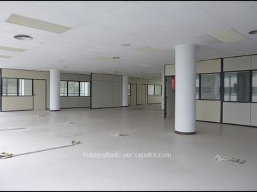 Oficina amb ascensor de lloguer a frederic mompou