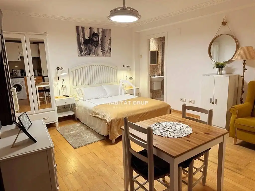 Habitación de Estudio en venta en Girona