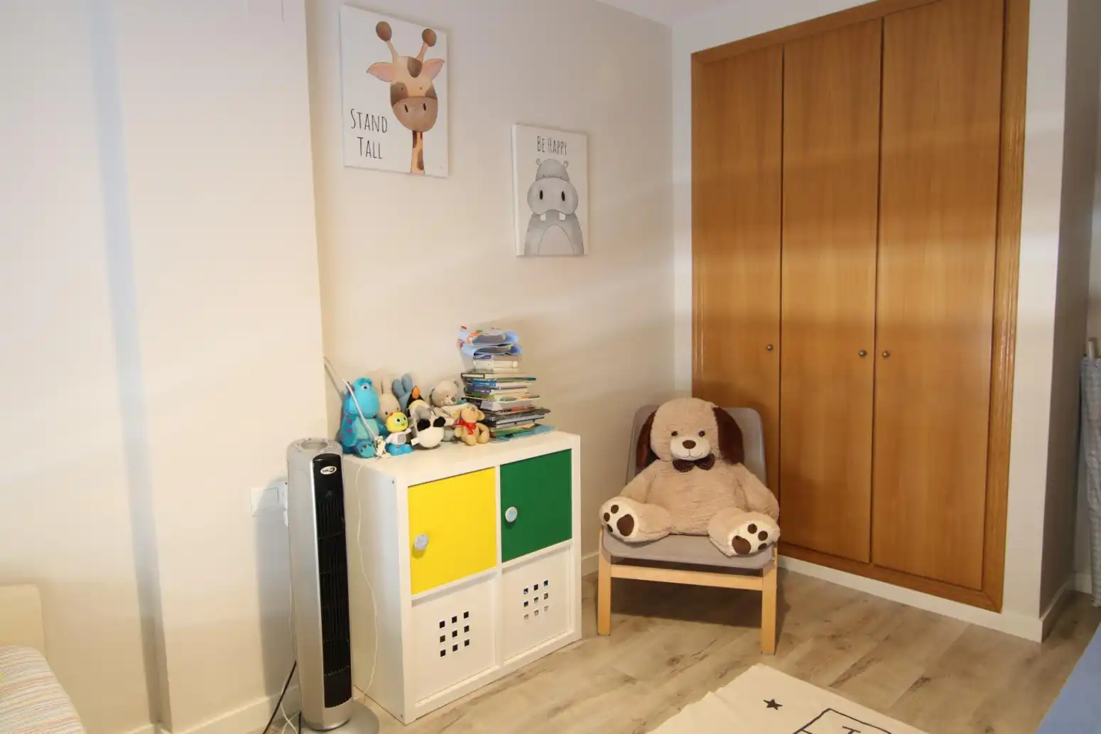 Habitación de Casa adosada en venta en Plaza Xúquer