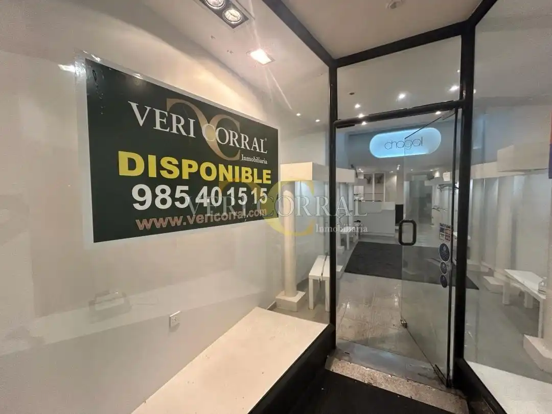 Local en venta en Oviedo , Asturias