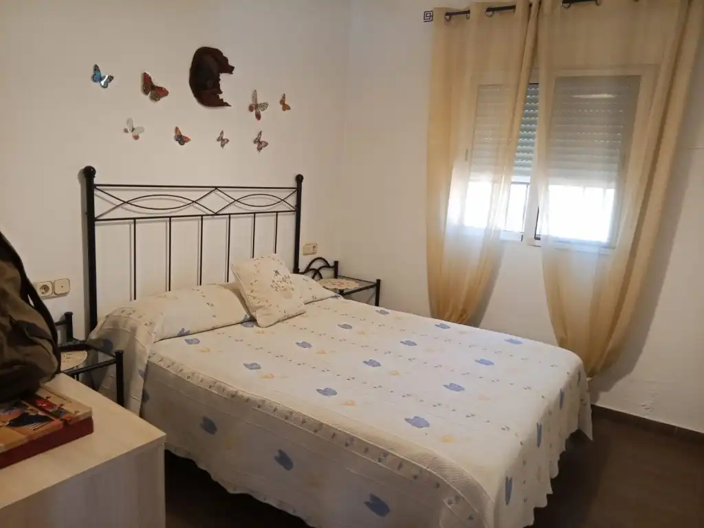 Schlafzimmer von Country house zum Verkauf in Calles mit Privatgarten, Terrasse und Abstellraum