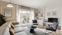 Living room of Apartment to rent in  Barcelona Capital  with Air Conditioner, Heating and Terrace
