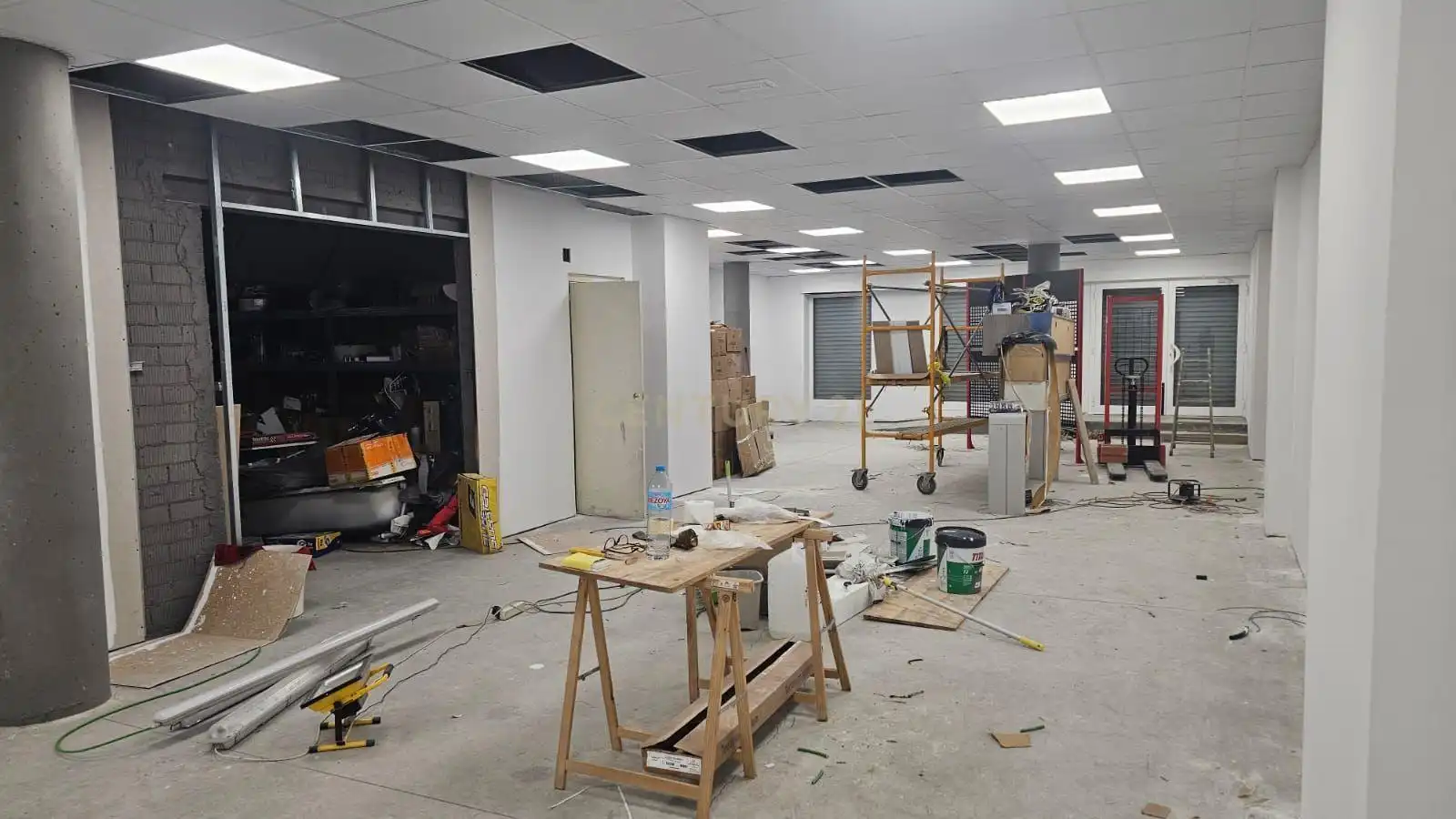 Local comercial en venda a Carrer Casal dels Mogoda, 46, La Florida, Spain, imagen 4