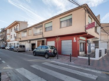 Casa en venda a Avda. De los Ogíjares