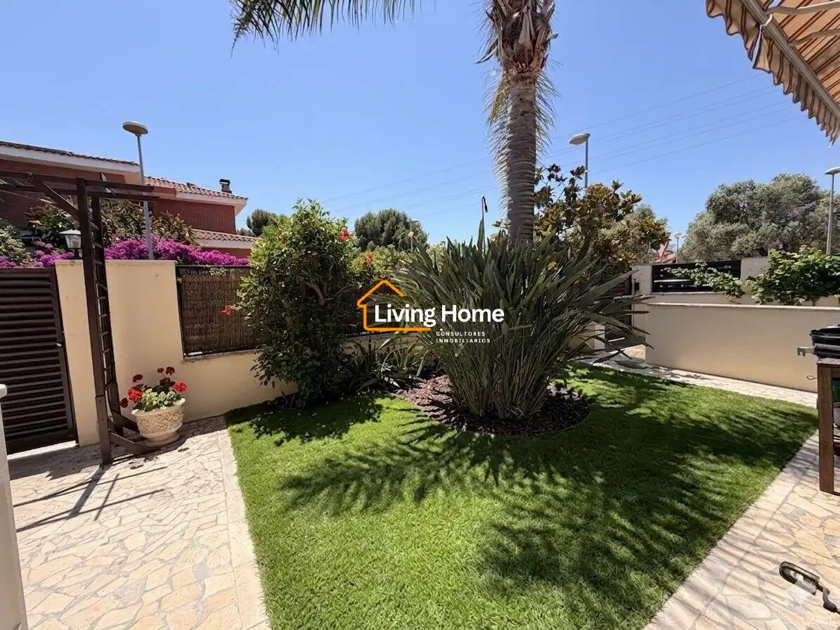 Vista exterior de Casa o chalet en venta en Cambrils