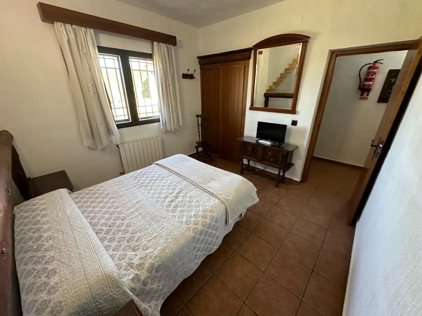 Bedroom of Houses for sale in Villar de Olalla  with Air Conditioner, Heating and Private garden