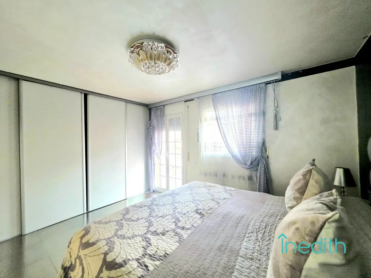 Schlafzimmer von Einfamilien-Reihenhaus zum Verkauf in Viladecans mit Klimaanlage, Heizung und Terrasse