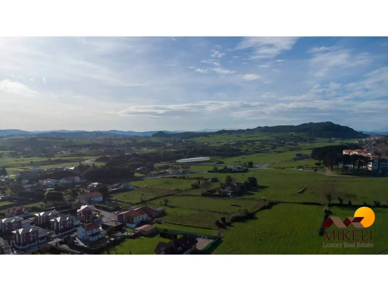 Exterior view of Residential for sale in Santa Cruz de Bezana