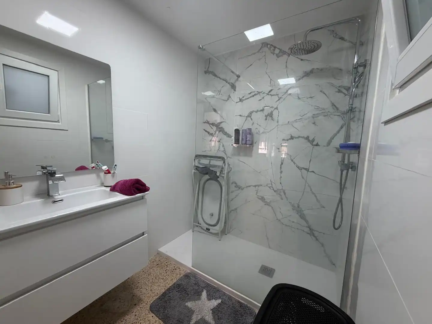 Bathroom of Flat for sale in Valls  with Air Conditioner, Heating and Terrace