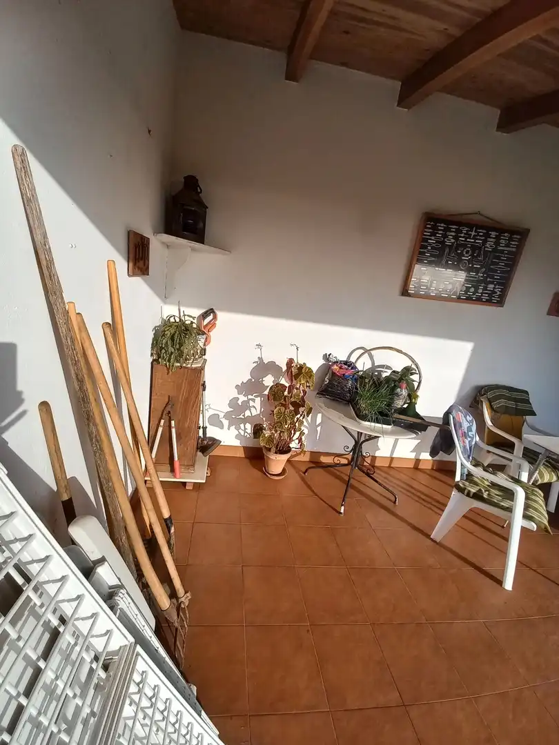 Terrassa de Casa o xalet en venda en Oleiros amb Parquet, Terrassa i Traster