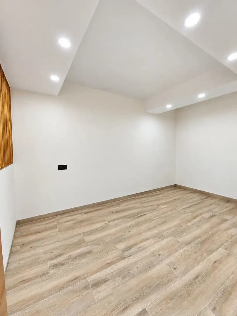 Flat for sale in Calle La regenta, imagen 3