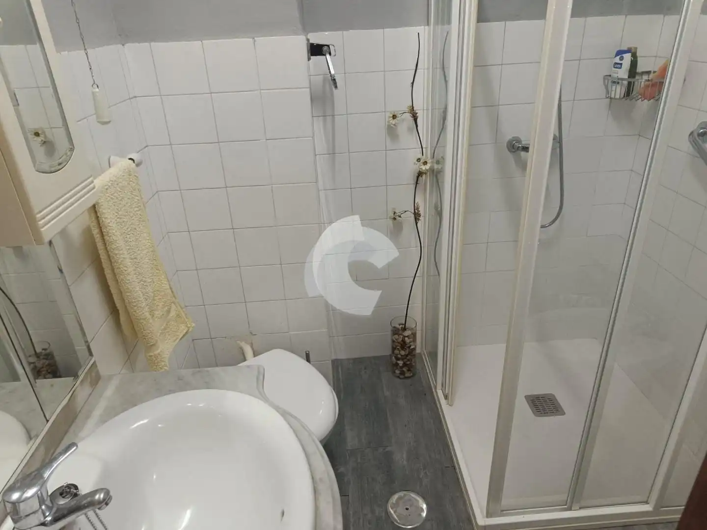 Bathroom of Flat for sale in Ourense Capital   with Storage room