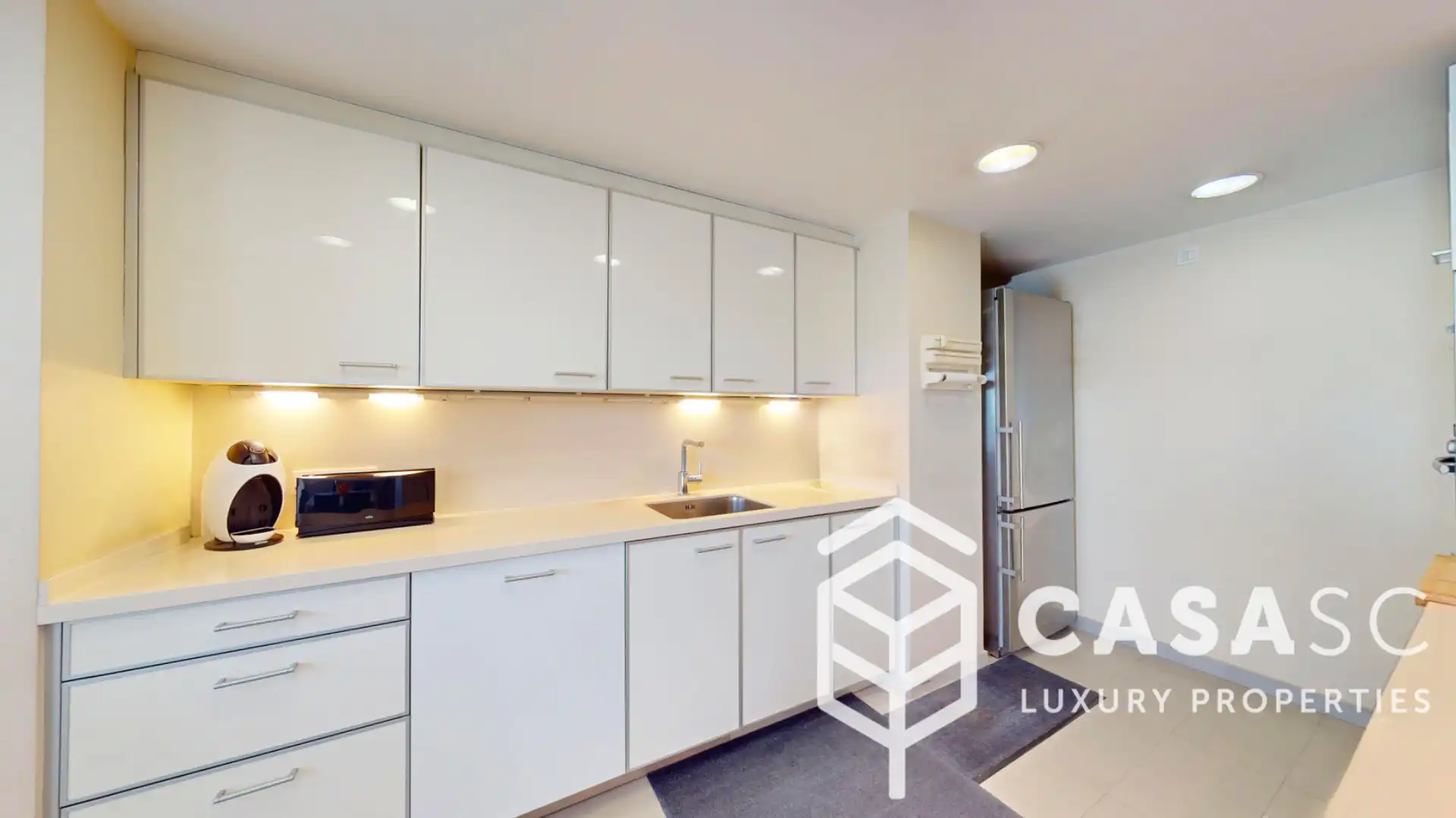 Kitchen of Attic for sale in Sant Cugat del Vallès  with Air Conditioner, Heating and Parquet flooring