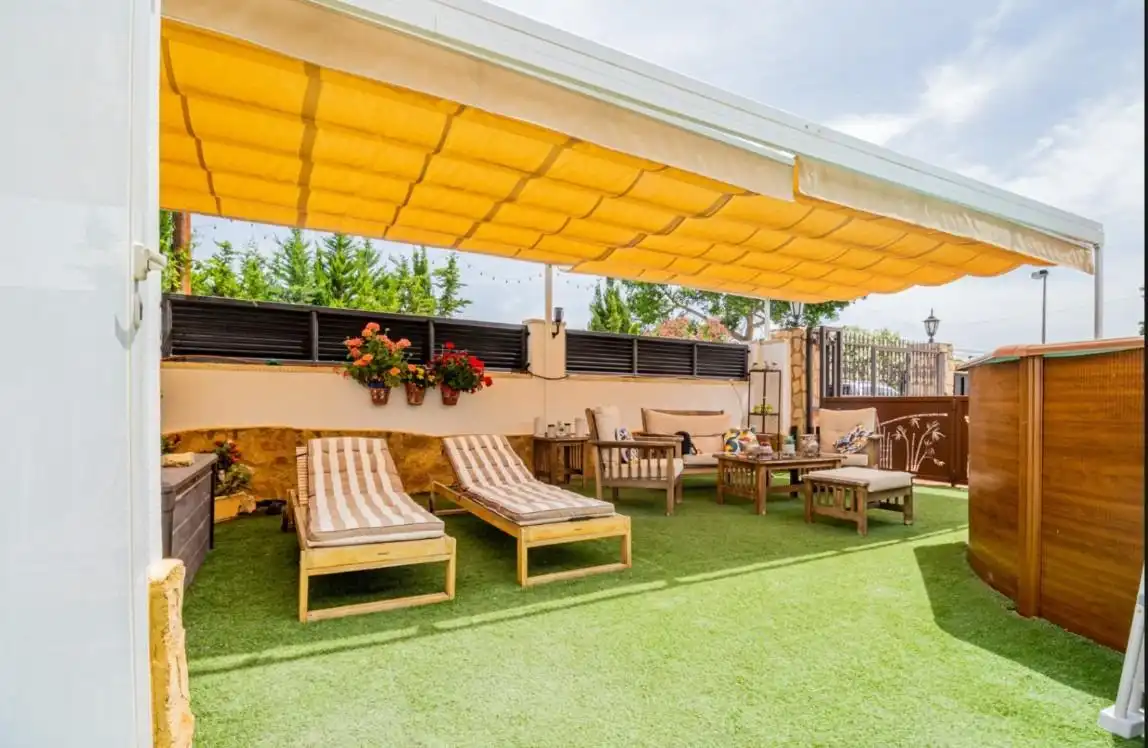 Detached homes for sale in Calle els Olius, 35, Pueblo - Urbanizaciones