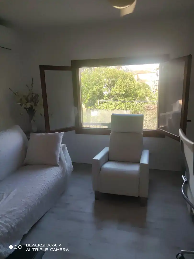 Sala d'estar de Casa o xalet en venda en Alcalà de Xivert amb Aire condicionat, Jardí privat i Terrassa