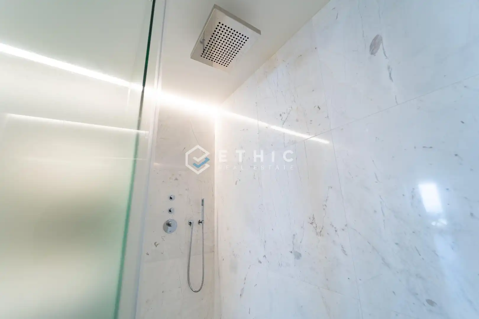 Flat with terrace for sale in Sant Martí, imagen 34