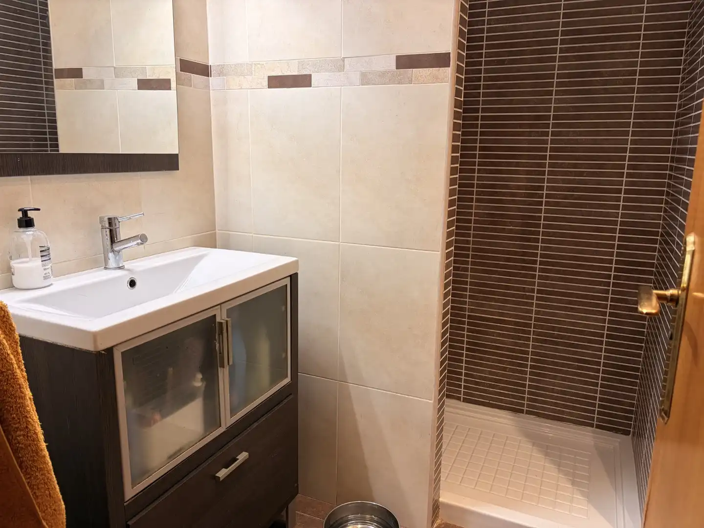 Bany de Pis en venda en Sabadell amb Aire condicionat, Calefacció i Balcó