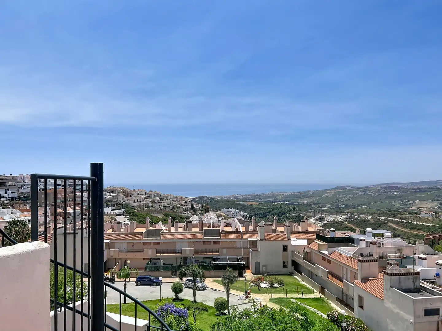 Vista exterior de Ático en venta en Casares con Aire acondicionado, Terraza y Piscina