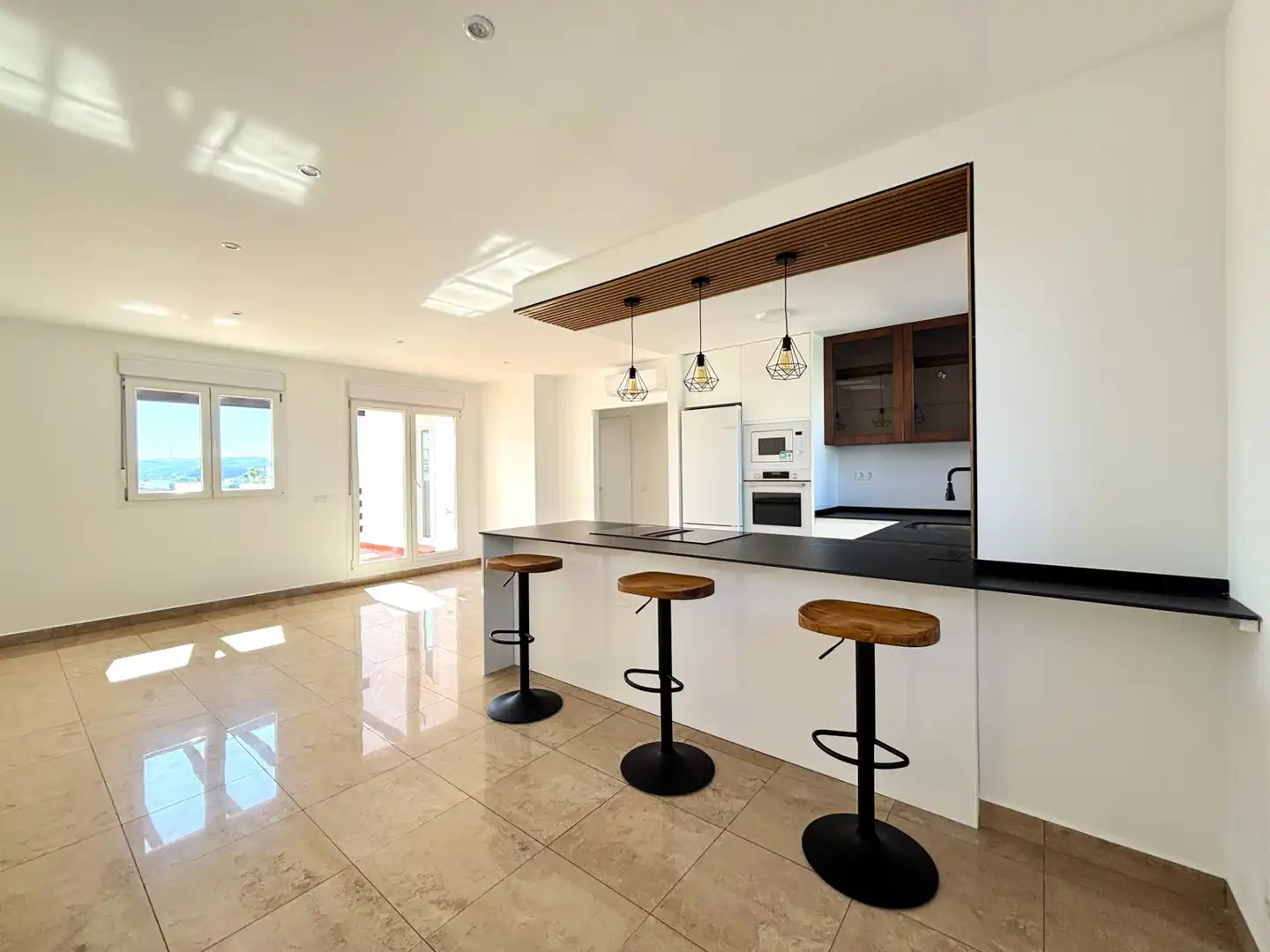 Duplex with terrace for sale in Urbanizacion Vistalmar Duquesa Norte, imagen 3