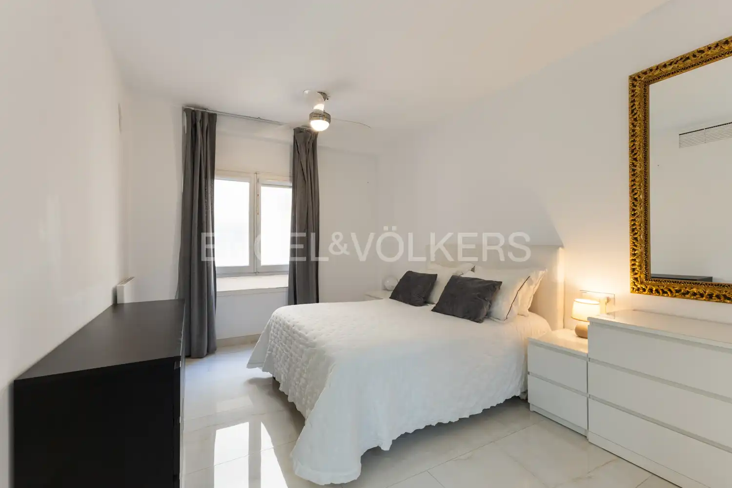 Bedroom of Flat for sale in Castellón de la Plana / Castelló de la Plana  with Heating, Storage room and Furnished