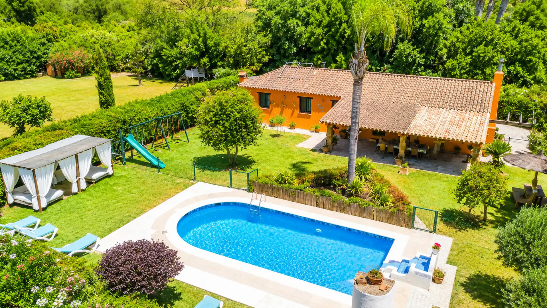 Schwimmbecken von Haus oder Chalet zum Verkauf in Jimena de la Frontera mit Klimaanlage und Terrasse