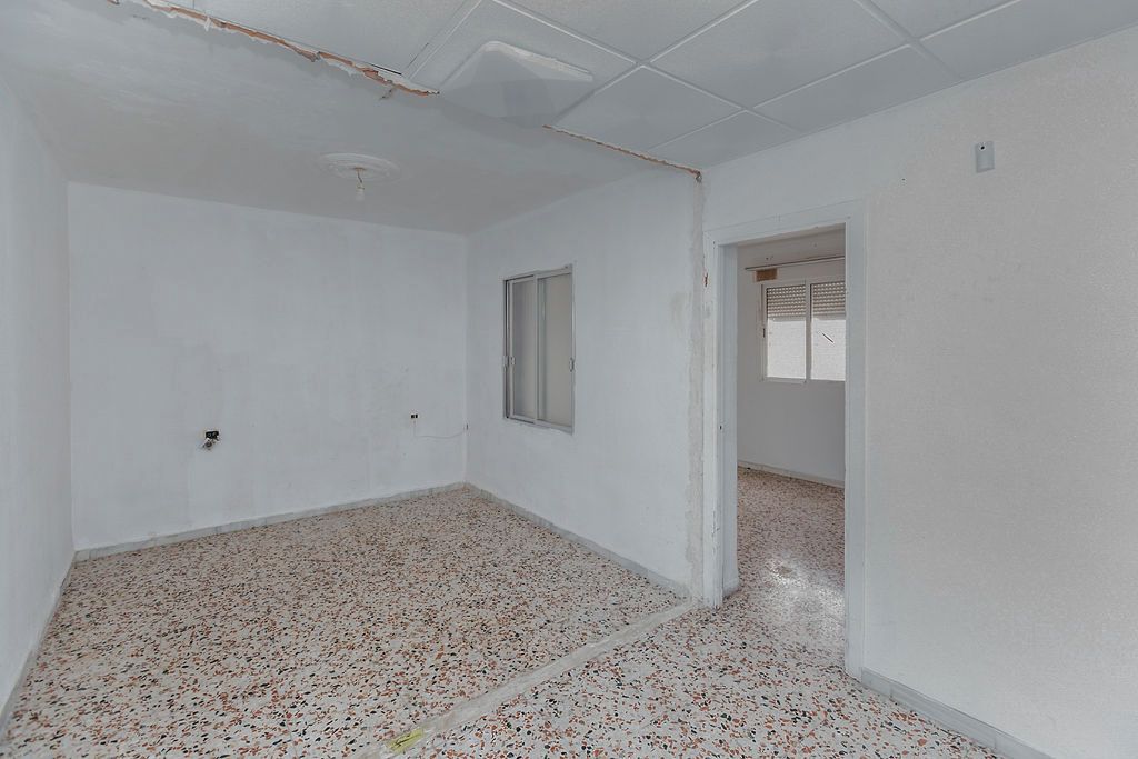 Flat for sale in  Almería Capital