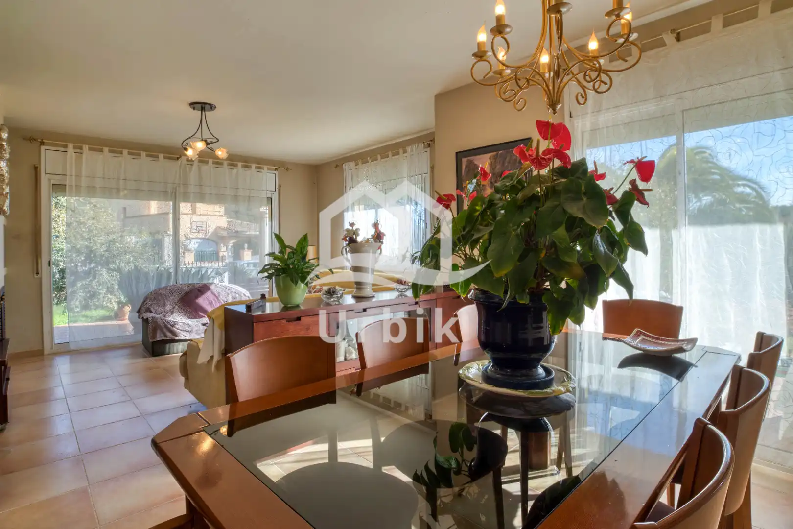 Sala d'estar de Casa o xalet en venda en Santa Cristina d'Aro amb Calefacció i Jardí privat