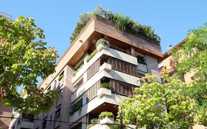Vista exterior de Piso en venta en  Barcelona Capital con Terraza y Balcón