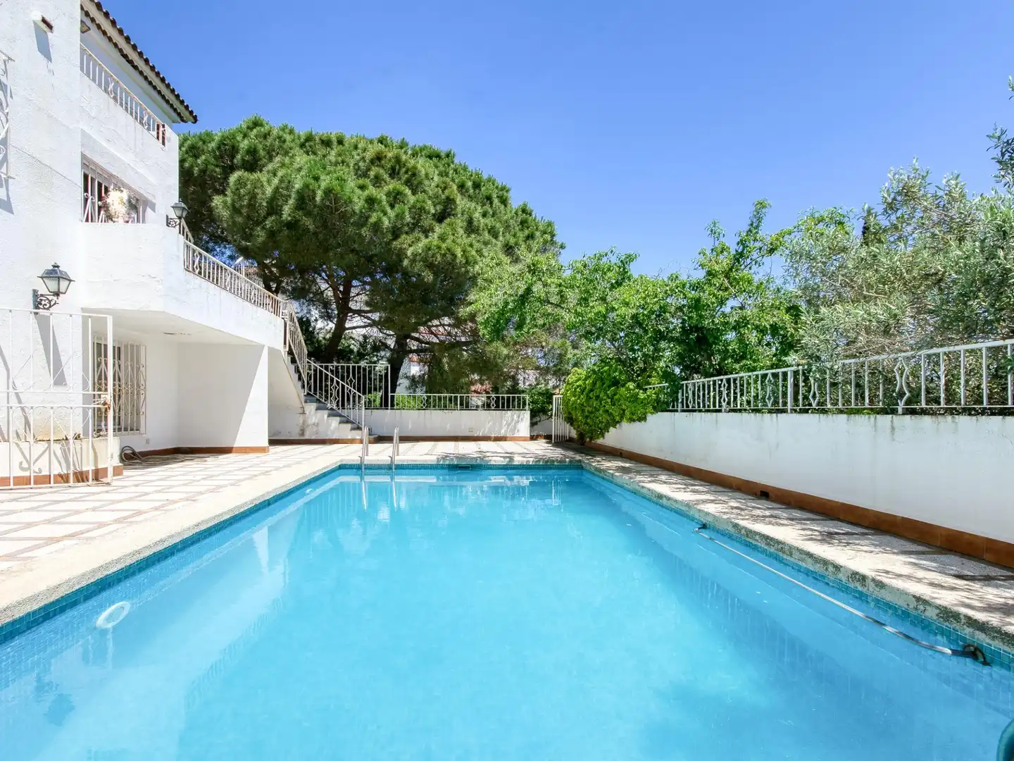 Detached house with terrace for sale in Almadrava - Canyelles - Puig-Rom, imagen 5