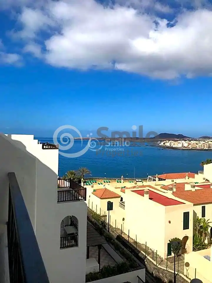 Vista exterior de Dúplex de alquiler en Arona con Terraza, Amueblado y Piscina comunitaria