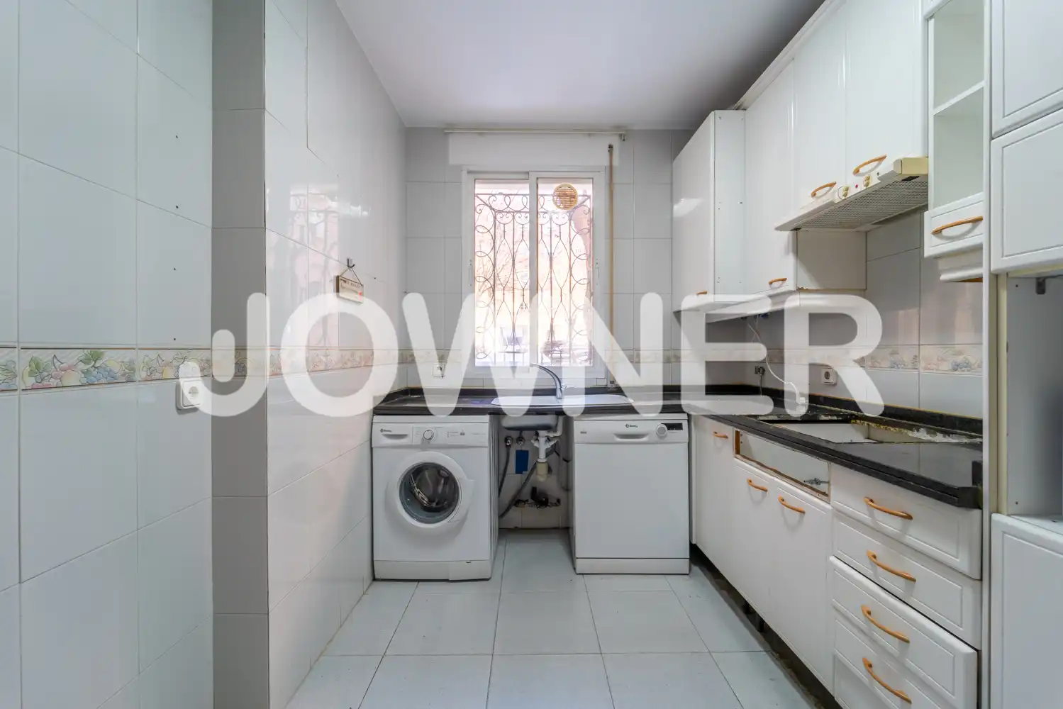Cocina de Piso de alquiler en Madrid con Calefacción, Trastero y Lavadora